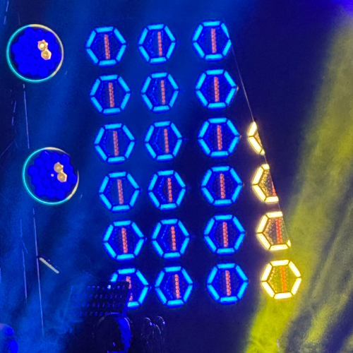 Noleggio e Affitto LAMPADA RGB - MODELLO PORTMAN P2 DMX - 6CH. - 1380W presso Black Star Service srl Brescia, Bergamo, Milano, Cremona, Mantova